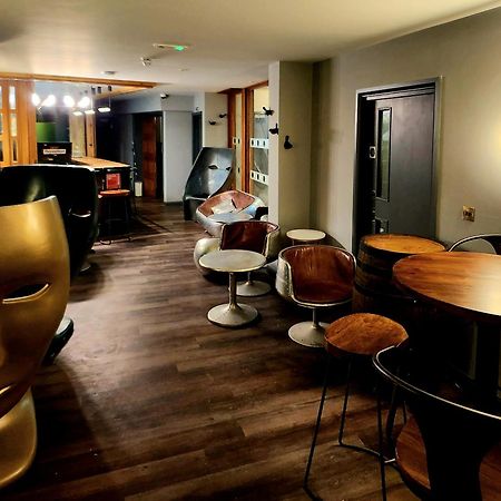 Pinnacle Suites Hotel كاوز المظهر الخارجي الصورة