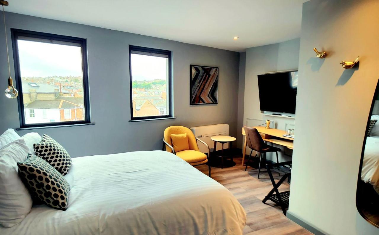 Pinnacle Suites Hotel كاوز المظهر الخارجي الصورة