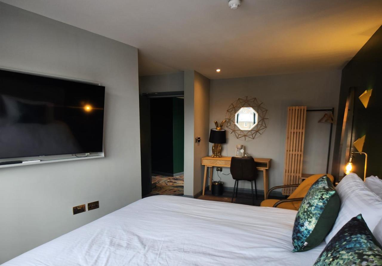 Pinnacle Suites Hotel كاوز المظهر الخارجي الصورة